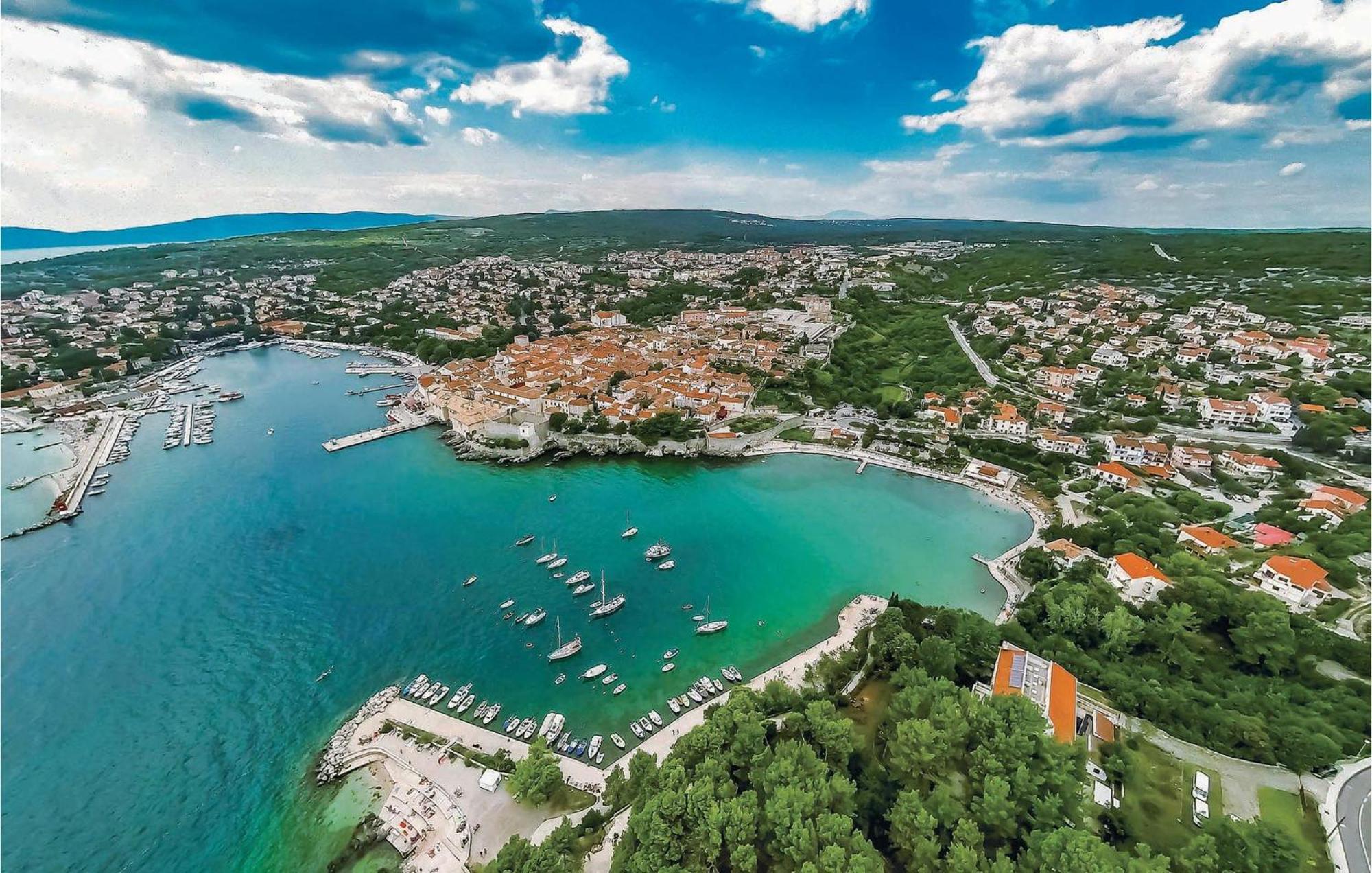 Gorgeous Apartment In Cizici With House Sea View 외부 사진
