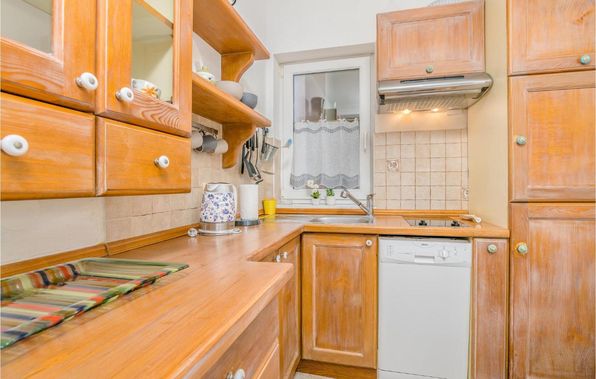 Gorgeous Apartment In Cizici With House Sea View 외부 사진